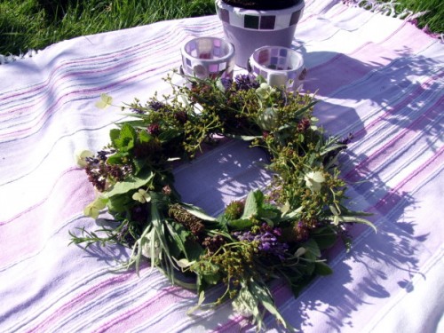 lavender-home-decorating-ideas-6-500x375.jpg