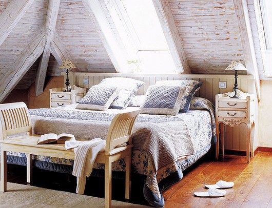 classic-bedroom-in-attic-530x406.jpg