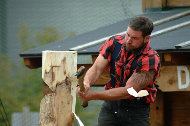lumberjack-feud2.jpg