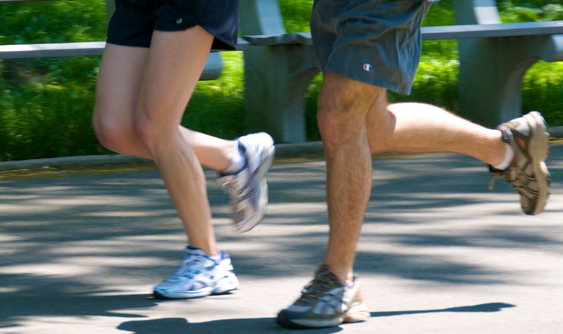 jogging_couple_legs.jpg