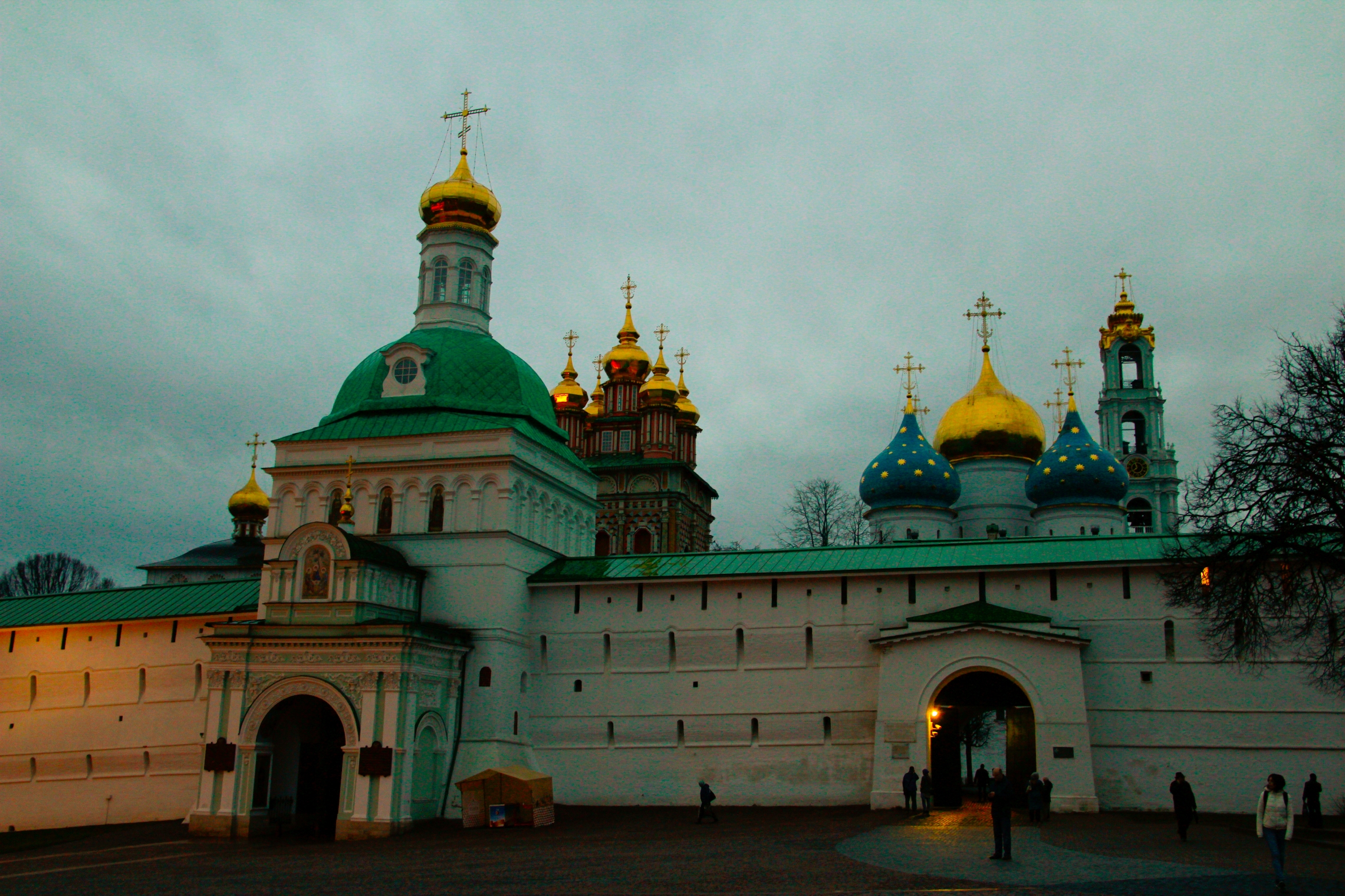 A Szentháromság–Szergij-kolostor bejárata 