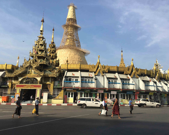 48 óra Yangonban