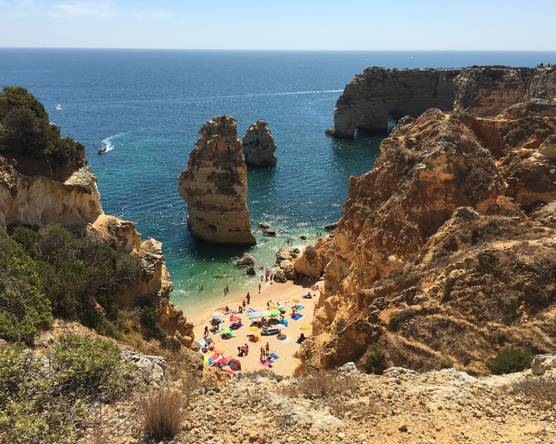 Strand halmozás és delfinles - Algarve partjai