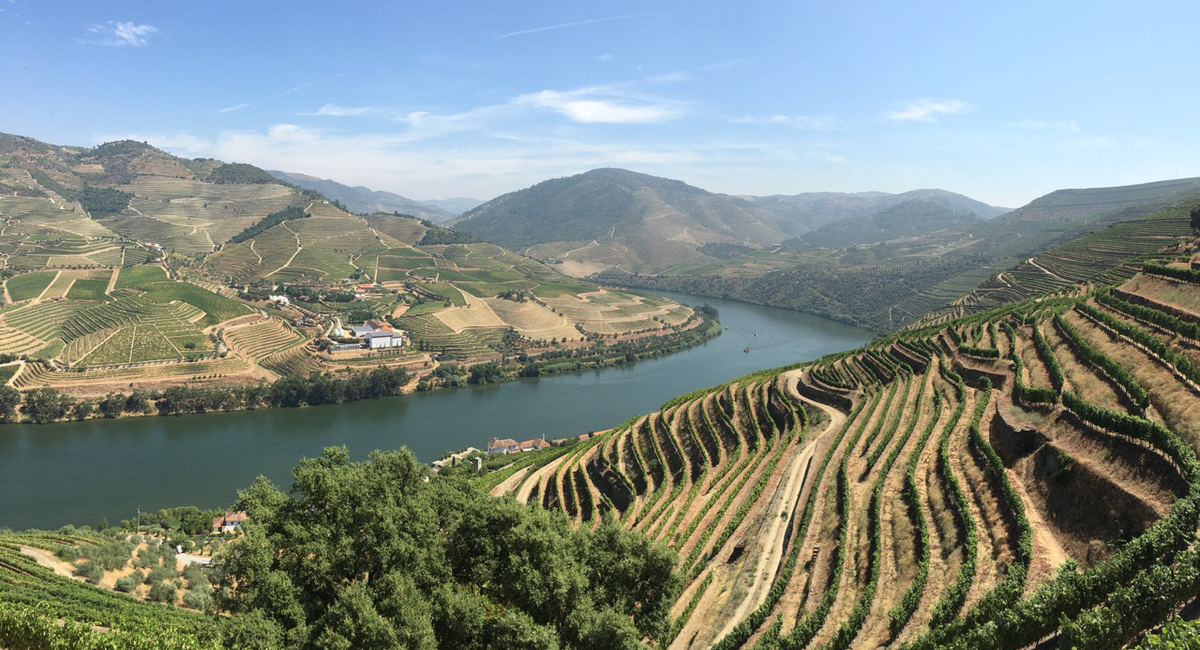 Portugália - Douro völgy, a portói hazája. Bor, mámor és világörökség.
