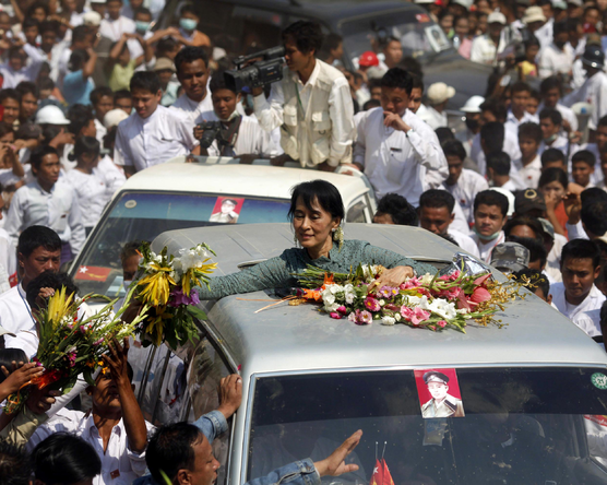 Burma a vérzivatarban