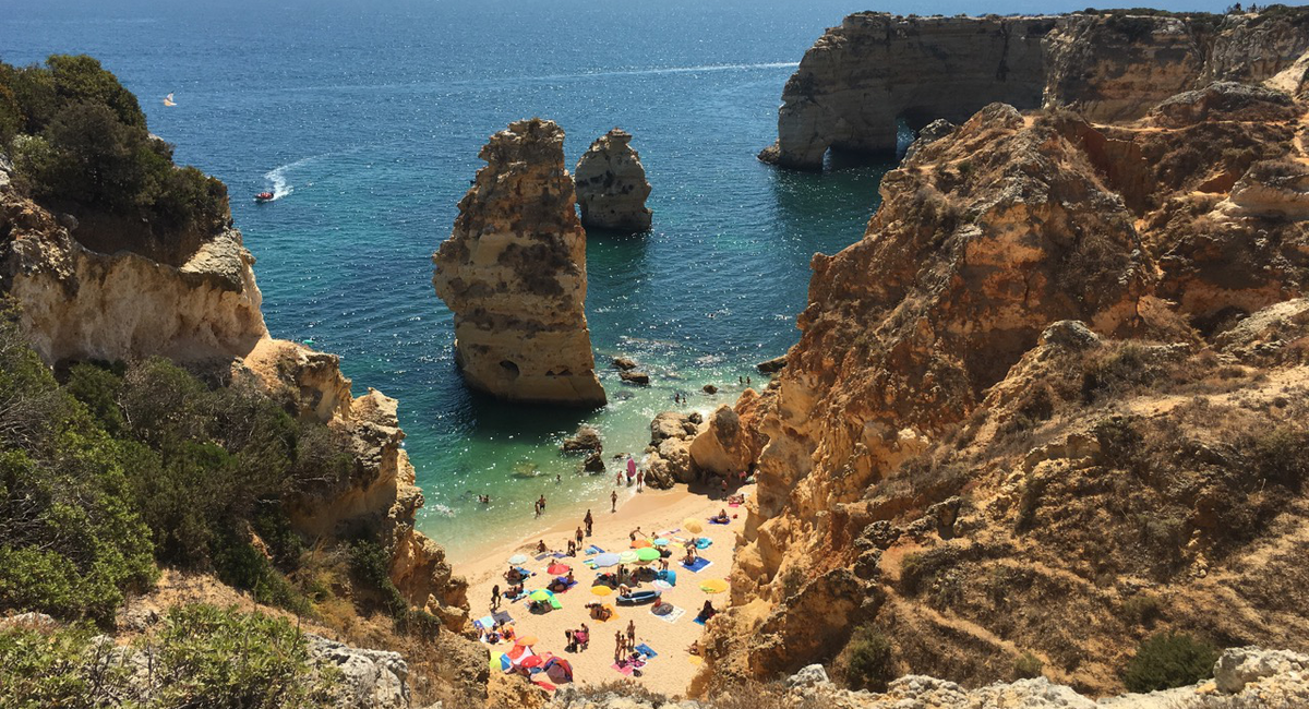 Strand halmozás és delfinles - Algarve partjai