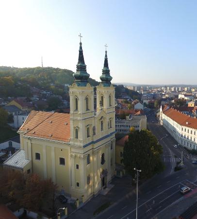 mindszent-church_2_1.jpg