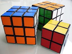 250px-Rubik_kockák.JPG