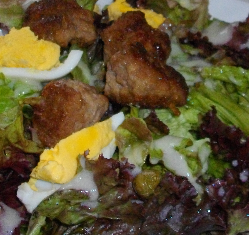 sved-husgolyo-salata.jpg