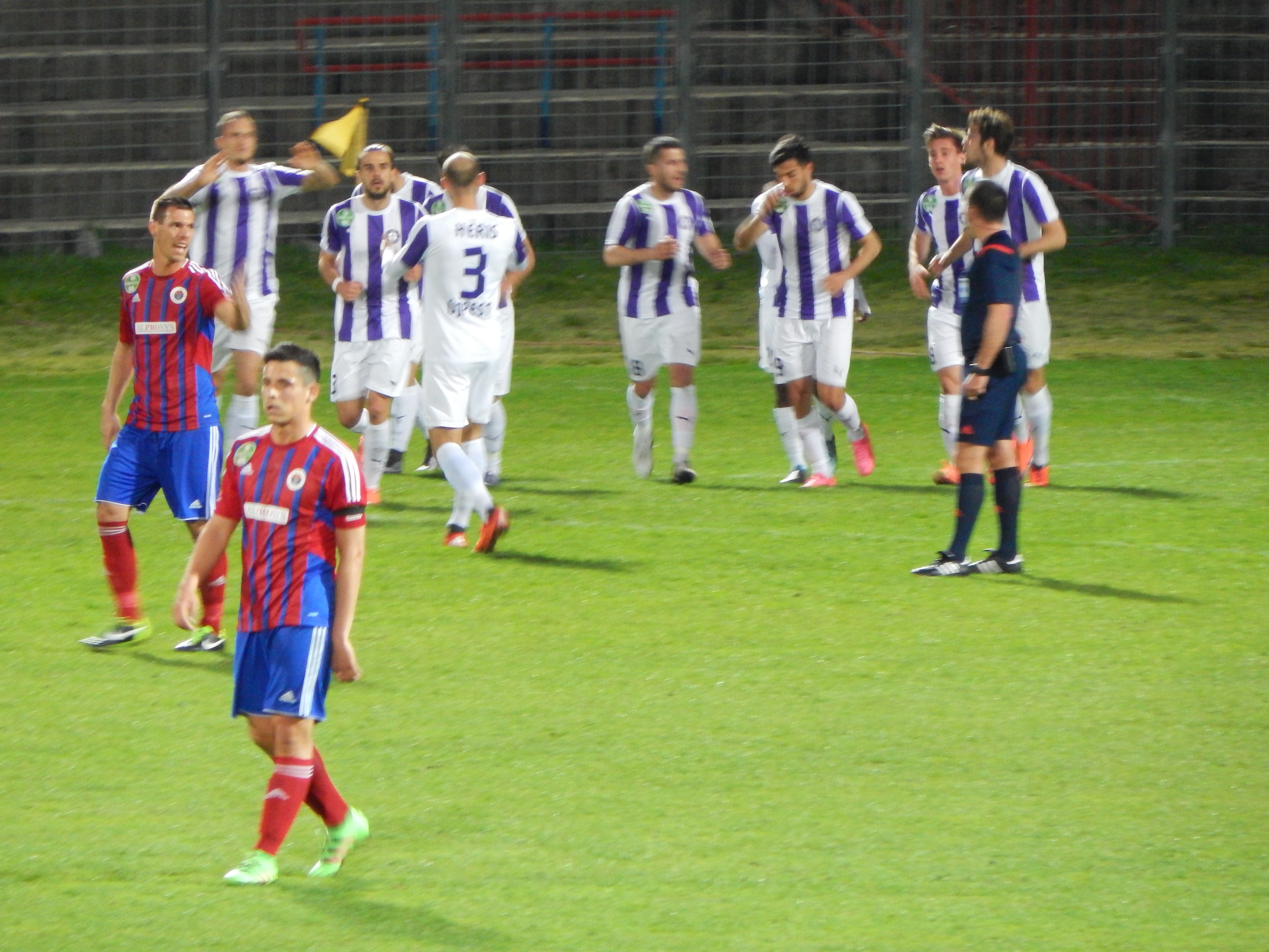 Vasas-Újpest 3-2 / Fotó: Krisz / mndnhl.blog.hu