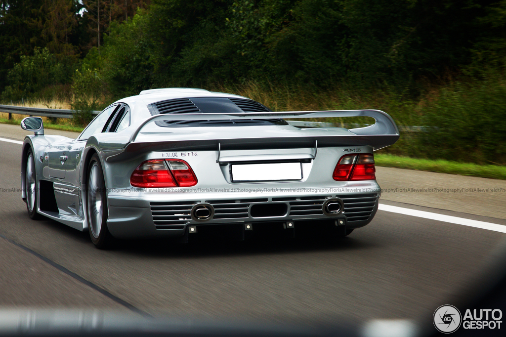 mercedes-benz-clk-gtr-amg-c177418052016092647_2.jpg