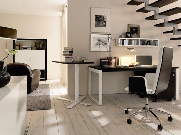 home-office-idea-for-those-who-wish-to-use-space-under-the-staircase.jpg