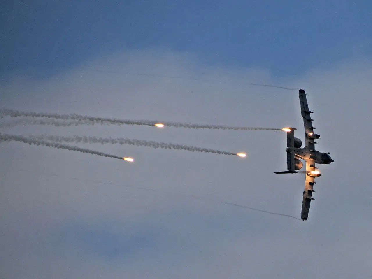 a10flares_20071012.jpg