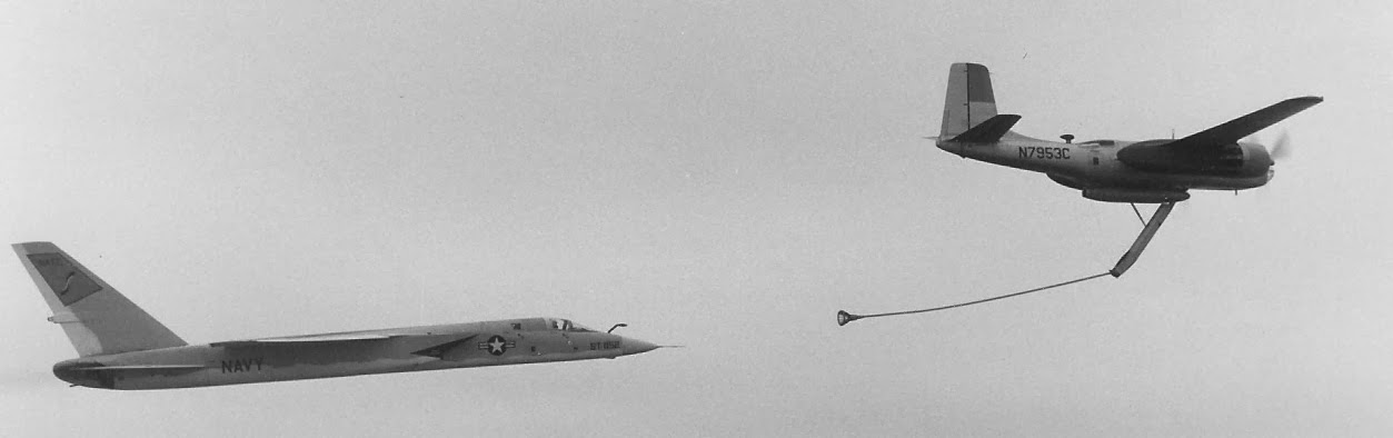 beech_refueling_pod_with_a3j.jpg