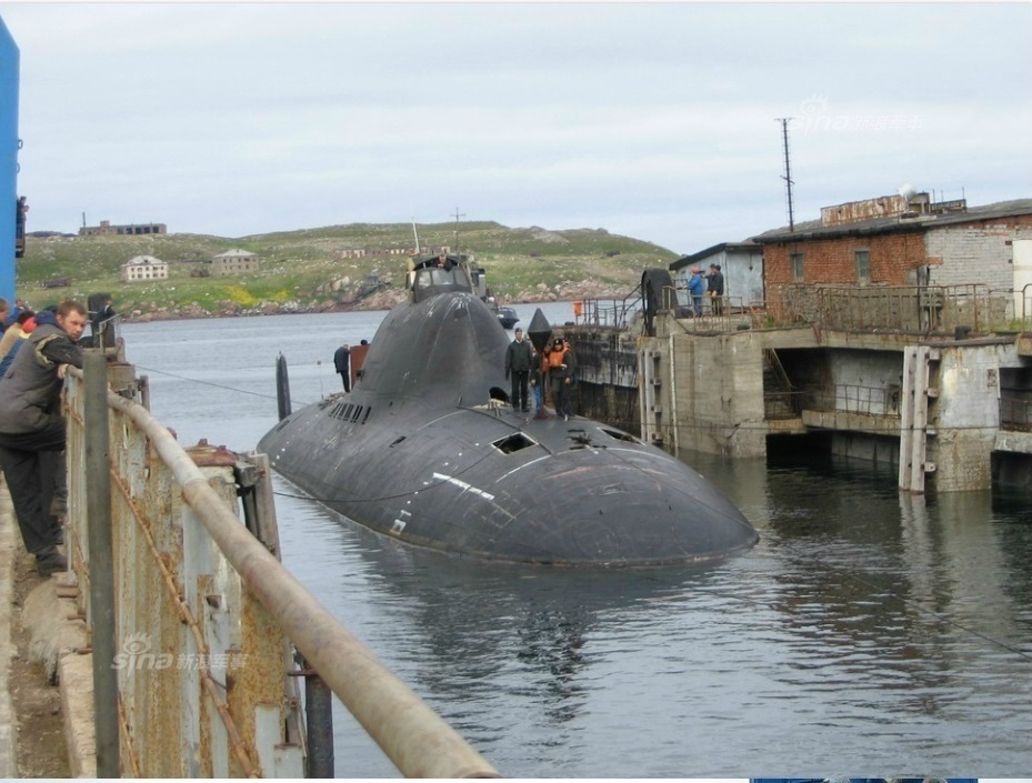 russian_nuclear_submarine_use_liquid_metal_cooling_reactor_10.jpg