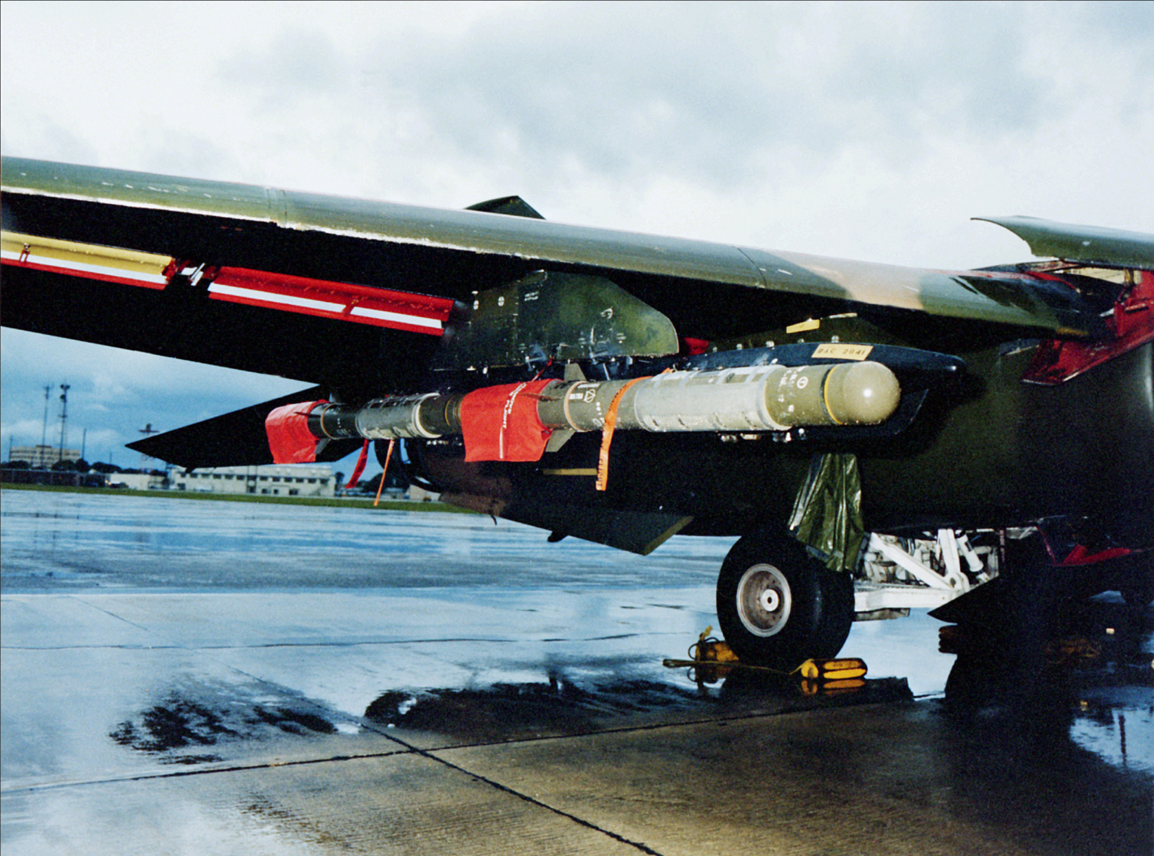 french_made_durandal_bombs_attached_to_the_wing_pylon_of_an_f-111_k.png