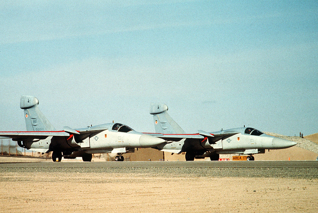 ef-111as.jpg