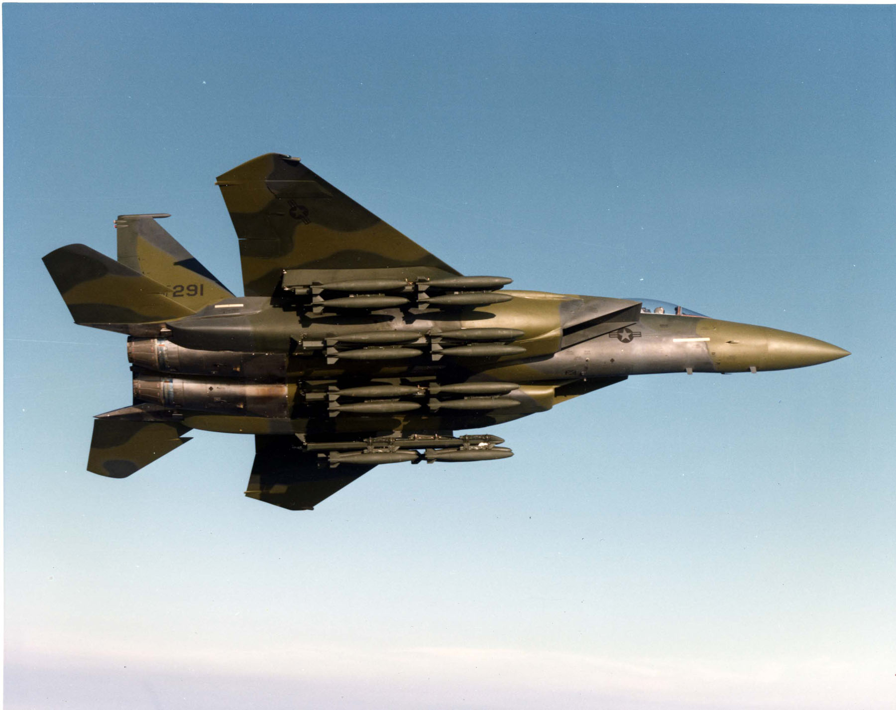 mcdonnell-douglas-f-15e-strike-eagle-prototype-modified-f-15b-4-mc-71-0291.jpg