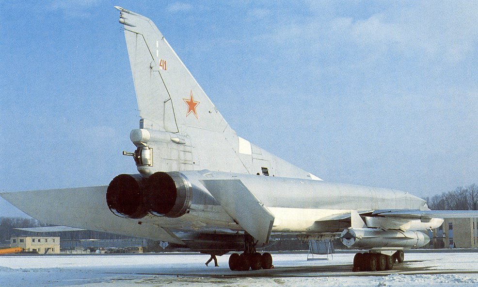 tu-22m3_6.jpg