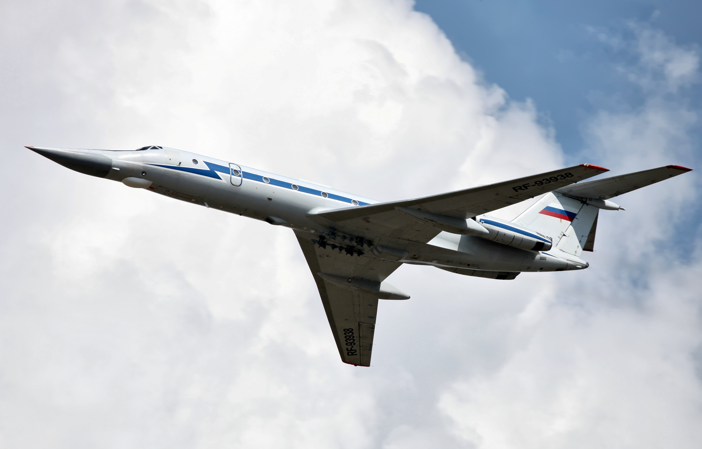 tupolev_tu-134ubk_in_flight_2.jpg