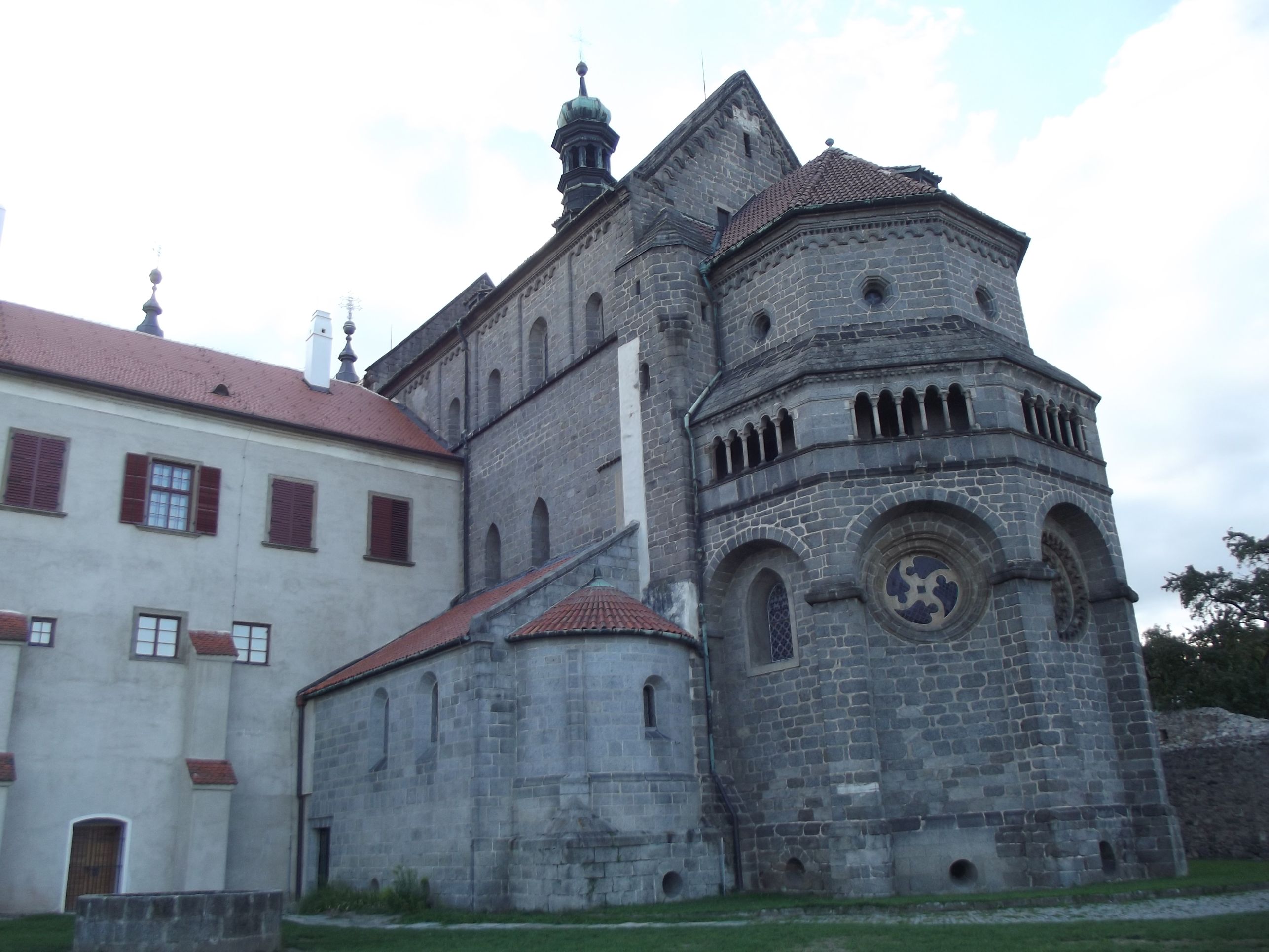 Třebič, Szent Prokópiosz Bazilika