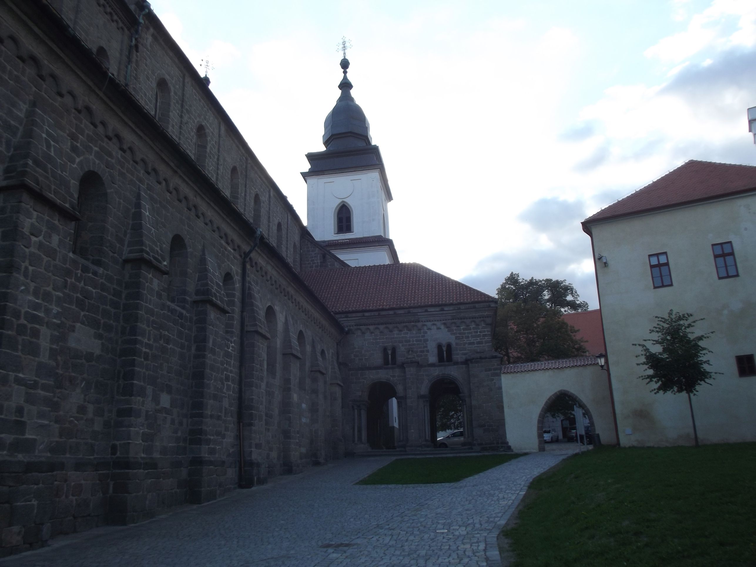 Třebič, Szent Prokópiosz Bazilika