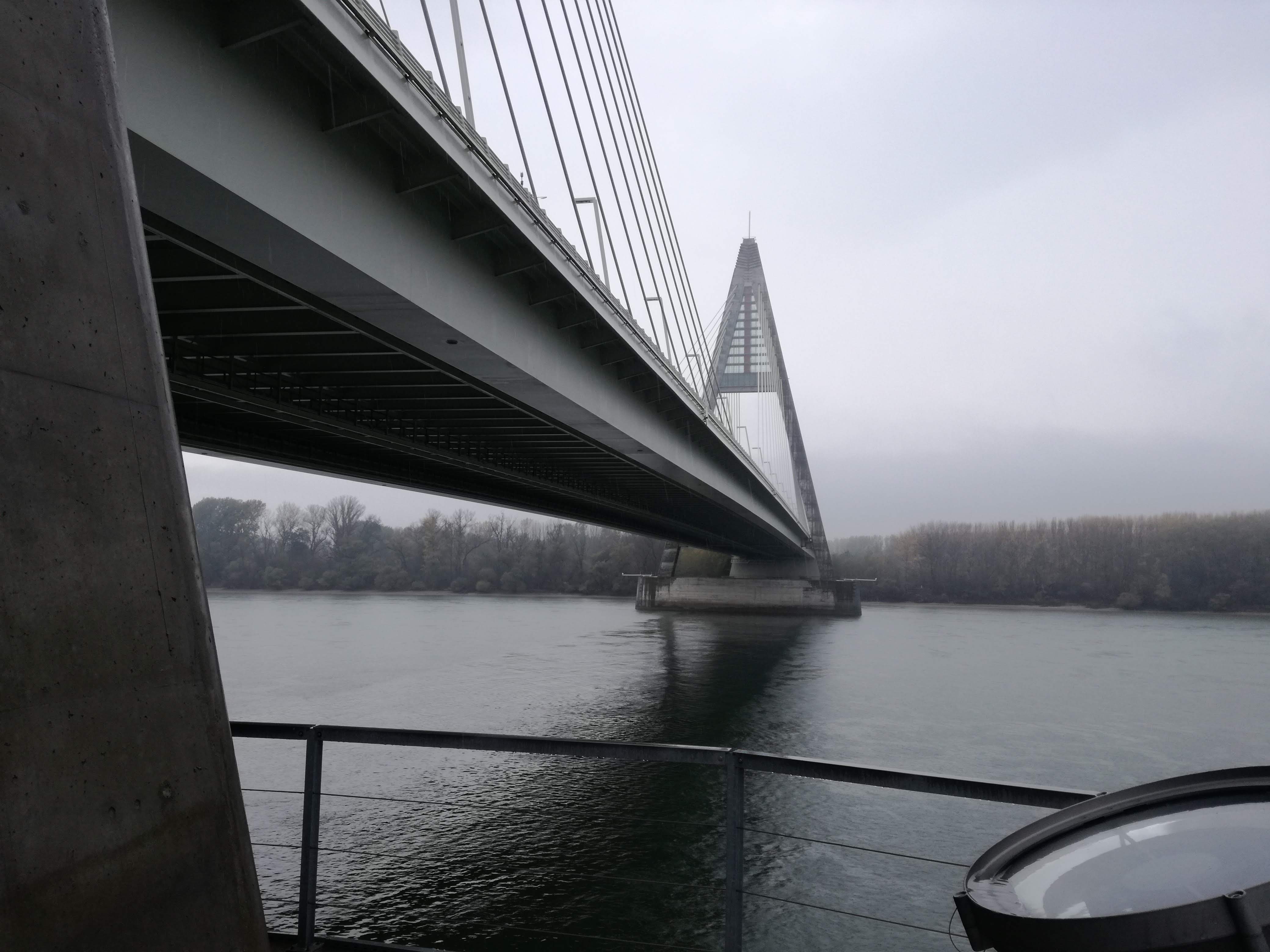 Megyeri híd