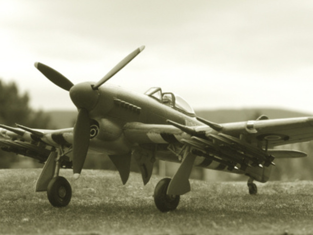 MAKETT: Hawker Typhoon