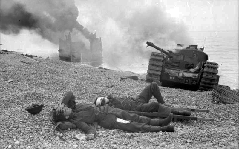 dieppe_after_the_battle_03.jpg