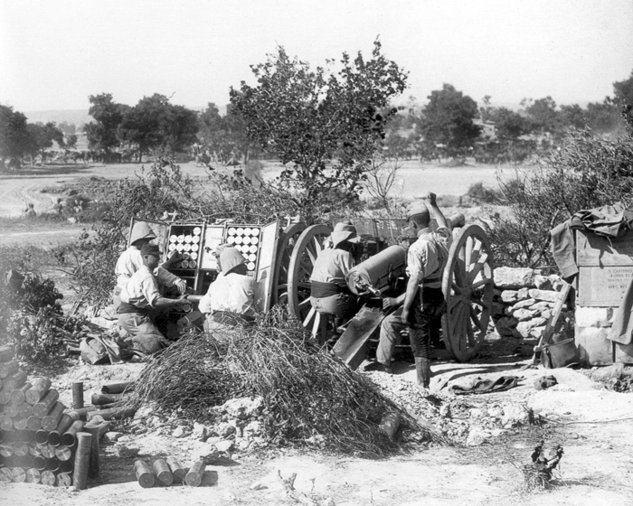 french_75_gun_at_cape_helles_4june1915_3rd_battle_of_krithia1915.jpg