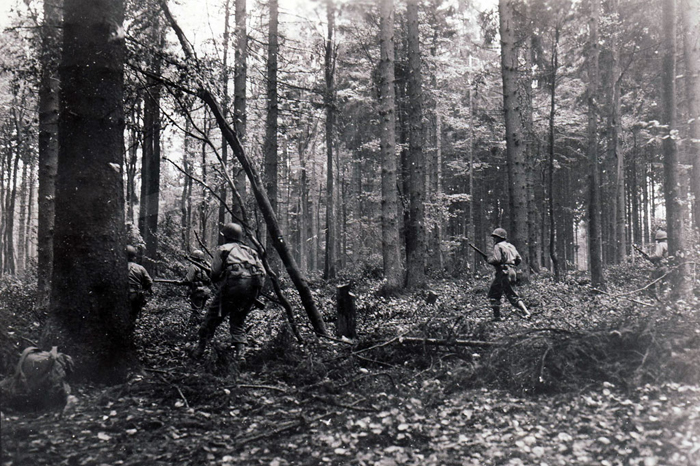 hurtgen forest battle.jpg