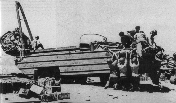 dukw 01.jpg