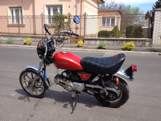 Kawasaki AV 50 (1981) - Talicskakerekű kisrobogó helyett