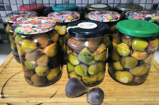 Savanyított füge, azaz