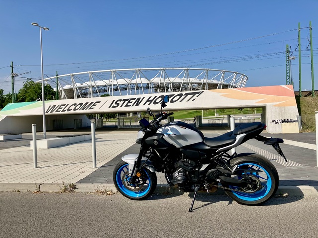 Yamaha MT 07 Y-AMT 2025 teszt. Mert lustának lenni jó!!!