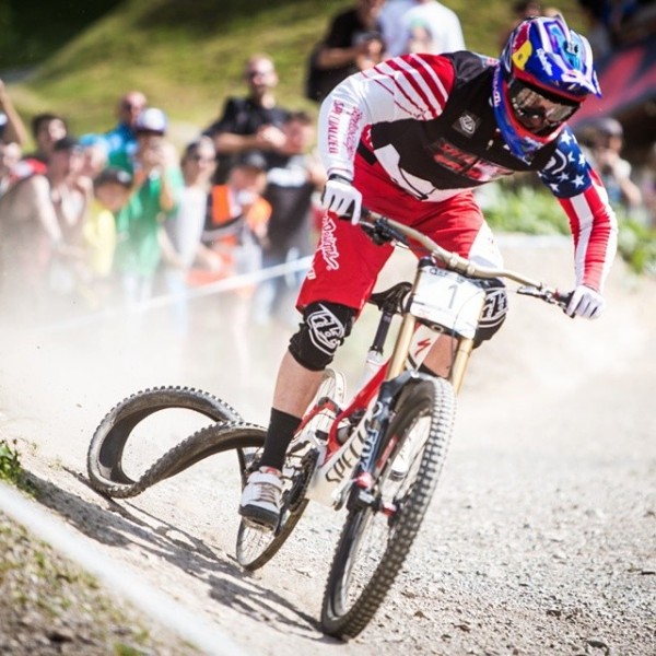 aaron gwin-leogang.jpg