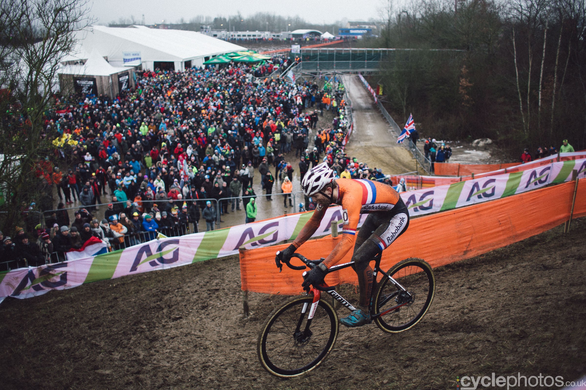 2017-cyclocross-world-championships-bieles-114447-joris-nieuwenhuis.jpg