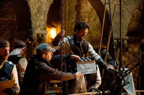 victor-frankenstein-james-mcavoy-set-photo-600x399.jpg