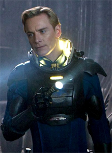 fassbender-prometheus-220.jpg