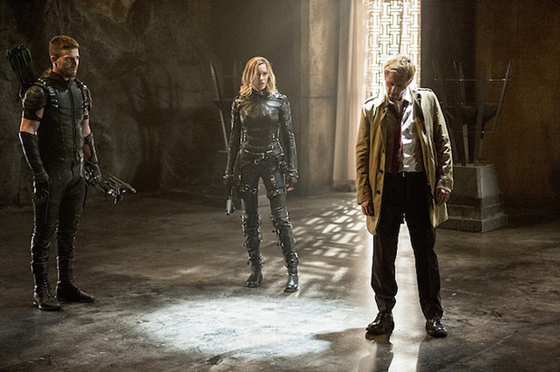 arrow-constantine-crossover_2.jpg