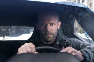 Bosszúálló pénzszállítónak áll Jason Statham