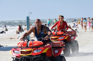 Ikonikus szereplő érkezik a Baywatch filmbe