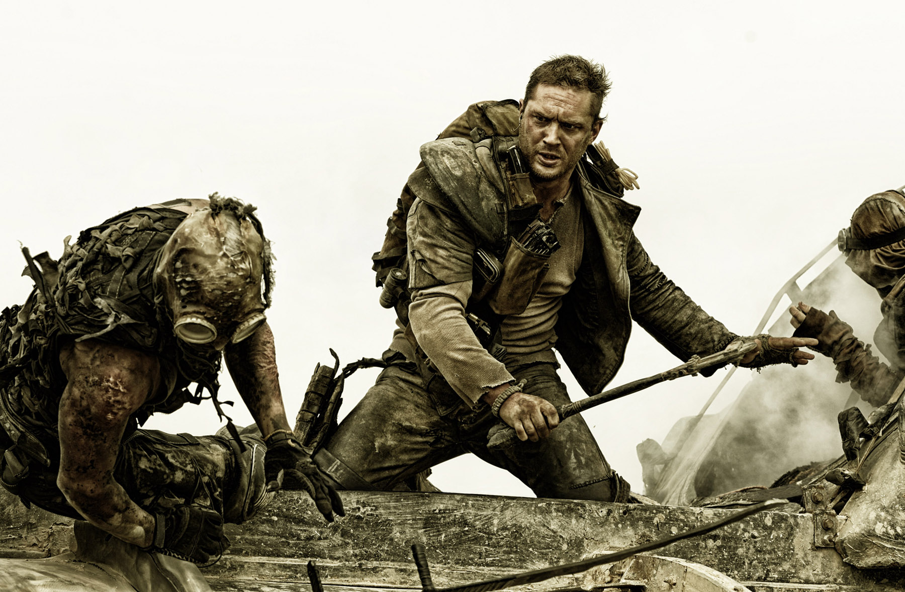 mad-max-fury-road-tom-hardy.jpg