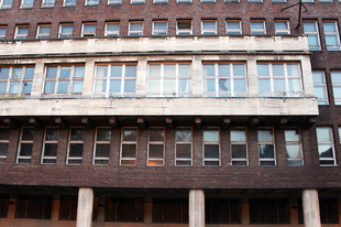 Szellemépületként pusztul el lassan Budapest egyik legszebb irodaháza