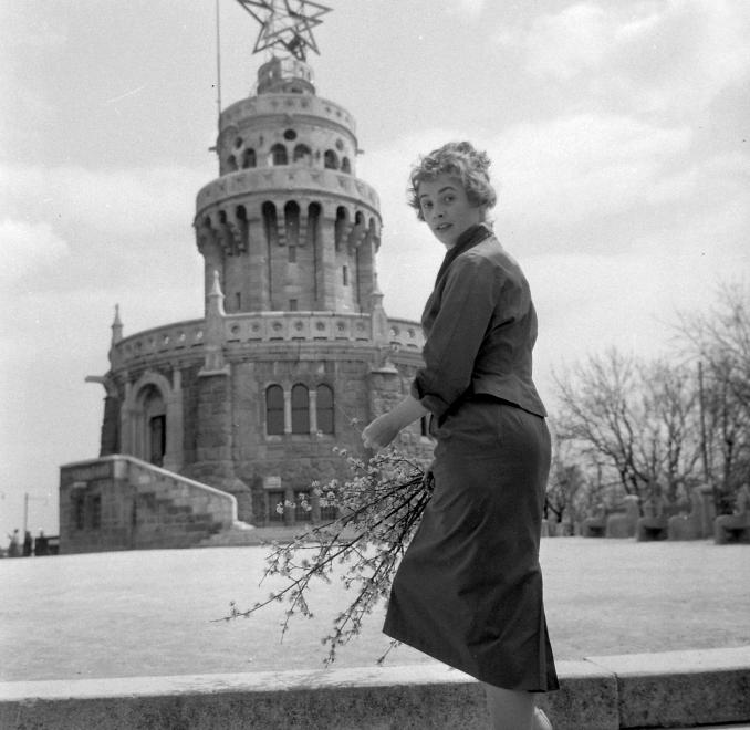 kotnyekantal_gyurkovics_zsuzsa_1958.jpg