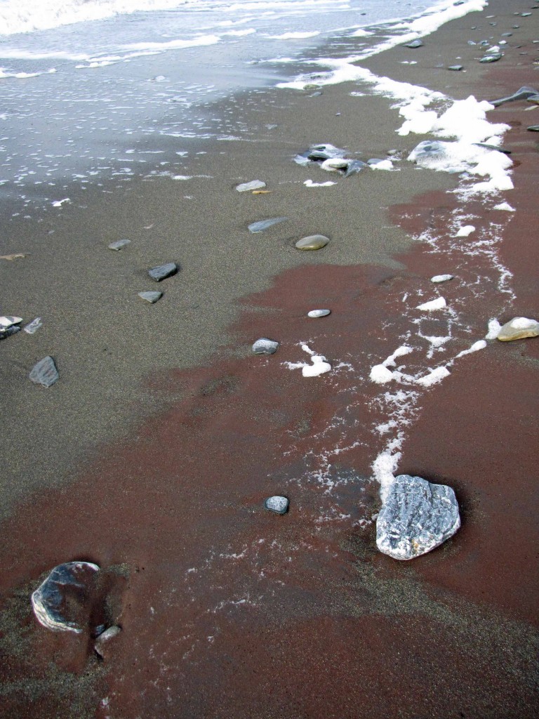 6_kep_redsandbeach_nome3-768x1024.jpg