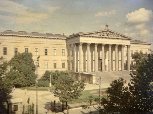 Múzeumi csillaghullás, 1956
