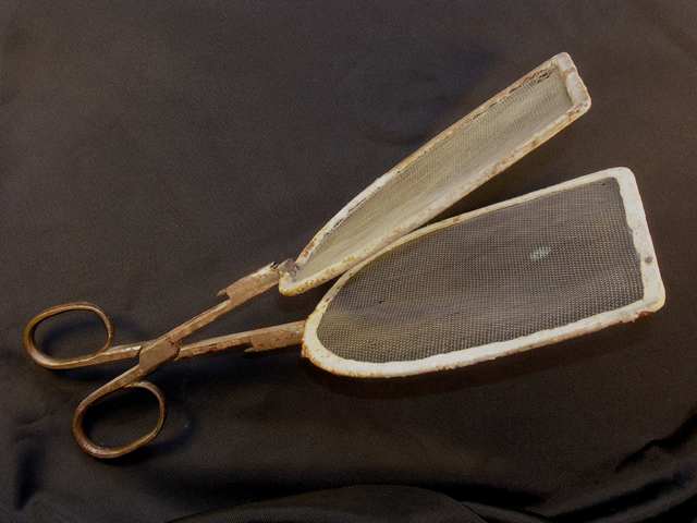 A lepkeolló