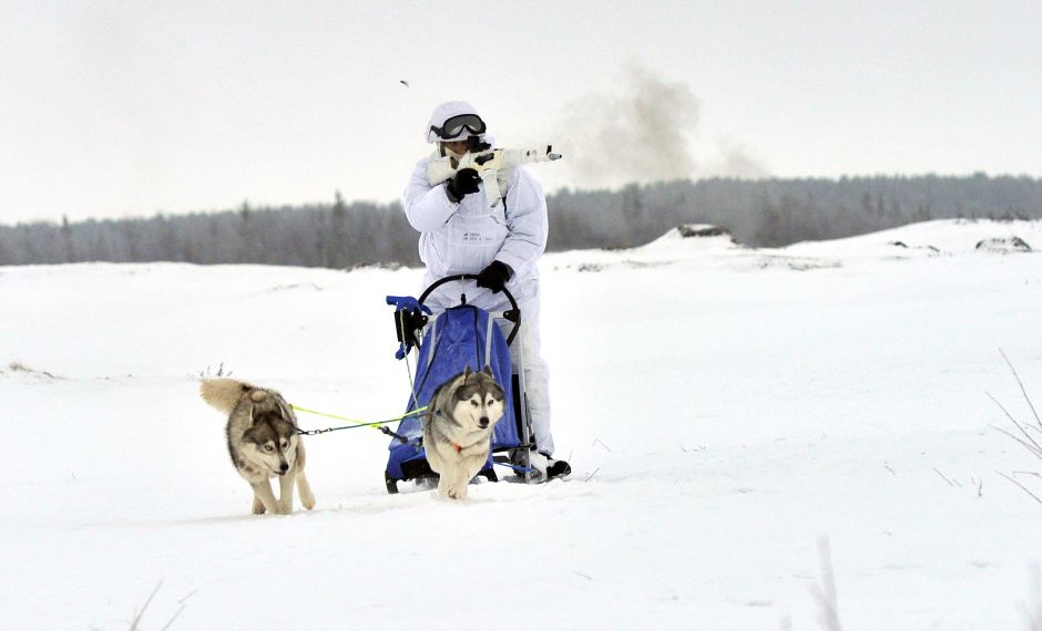 9cbkep_orosz_kutyaszanos_russiaa_army_dogsledger_02.jpg