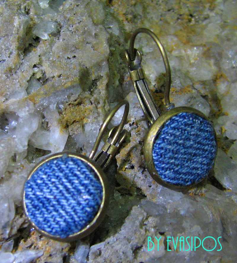 jeans copper earrings.jpg